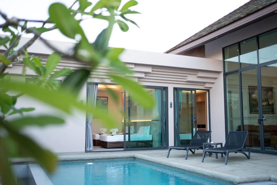 Gold Chariot Pool Villa Phuket Exterior photo